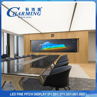 شاشة عرض LED بتقنية Micro HD 4K ذات درجة رفيعة ، شاشة عرض فيديو 320x240 نحيفة للغاية